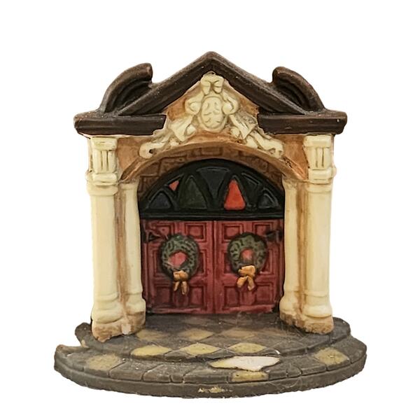 Christmas Village Houses Santa's Workbench St. Mary's Cathedral Classic Series - Picture 4 of 8